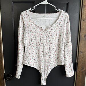 PINK Victorias Secret Large Long Sleeve Thong Bodysuit Soft Cotton Floral White